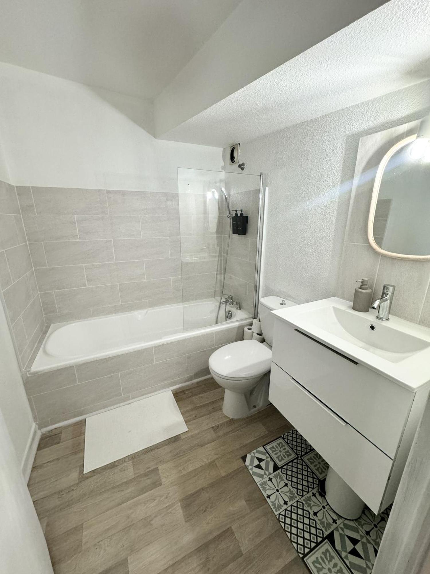 Appartement Cosy En Hyper-Centre Μπριβ-λα-Γκαγιάρντ Εξωτερικό φωτογραφία